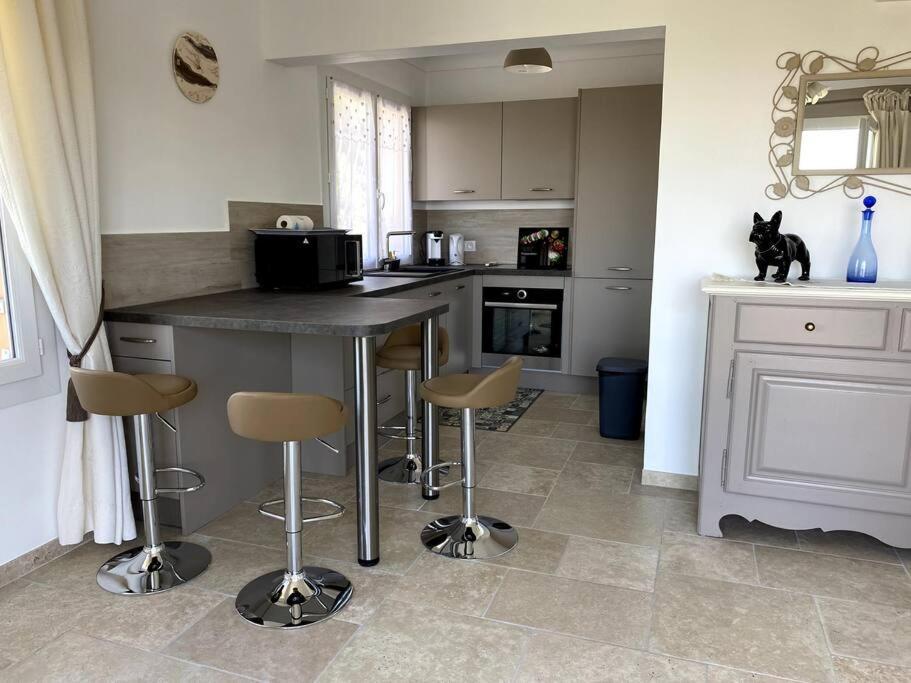 Agreable Appartement Vue Mer Les Issambres Exterior foto