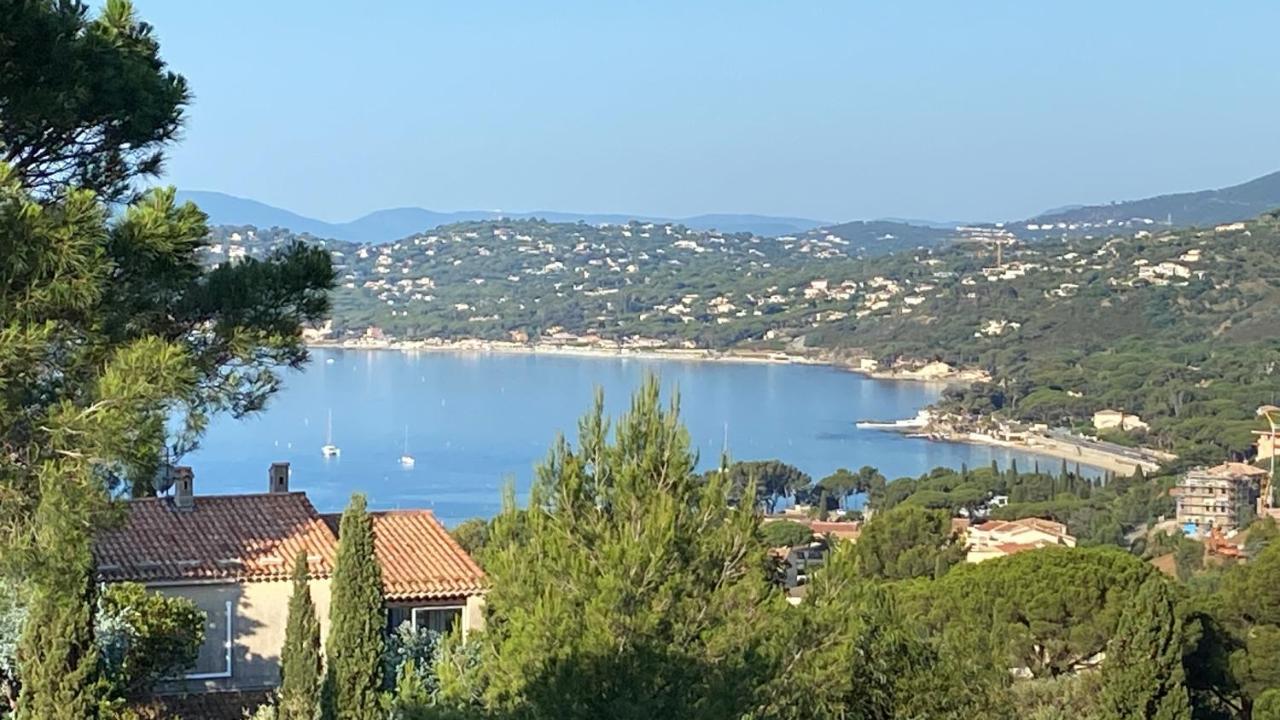 Agreable Appartement Vue Mer Les Issambres Exterior foto