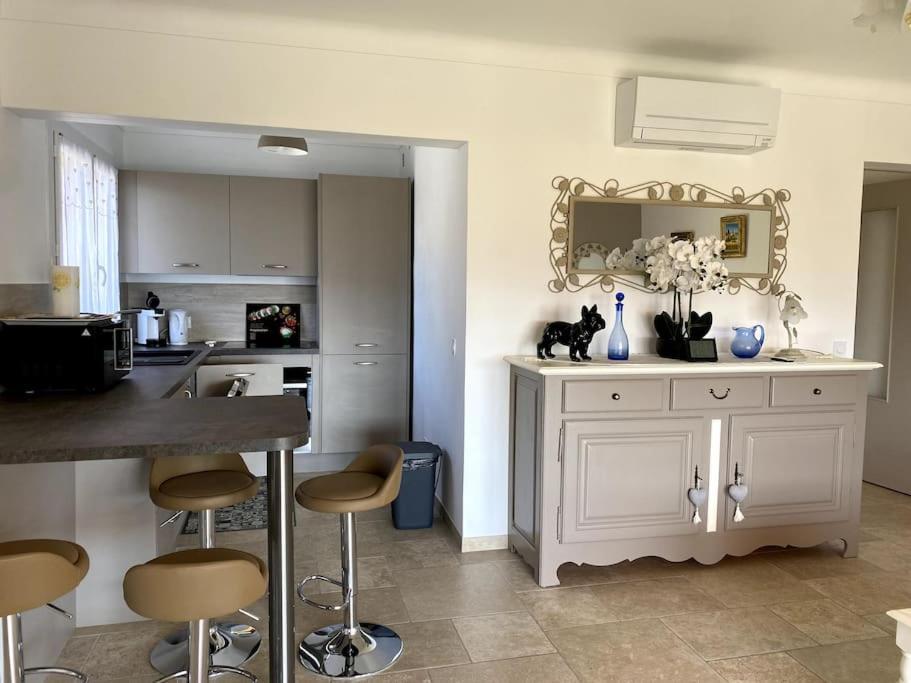 Agreable Appartement Vue Mer Les Issambres Exterior foto